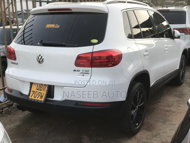 Volkswagen Tiguan 2010 White