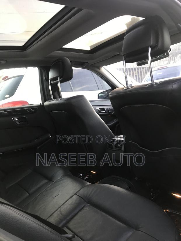 Mercedes-Benz E300 2010 Gray