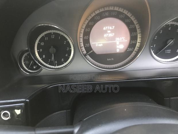 Mercedes-Benz E300 2010 Gray