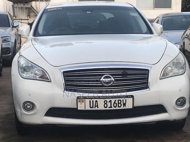Nissan Fuga 2010 White