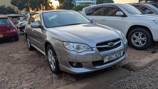 Subaru Legacy 2.0 AWD 2007 Silver