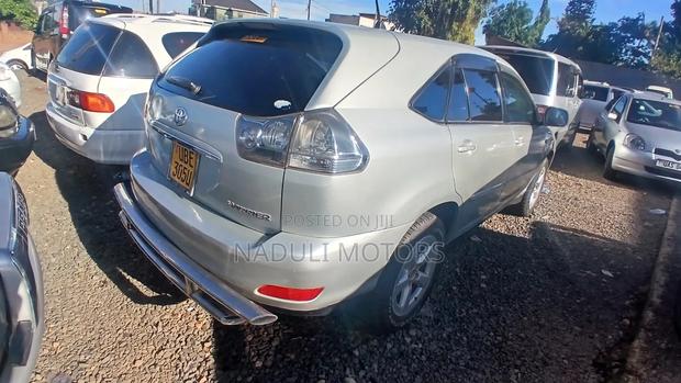 Toyota Harrier 2007 Silver