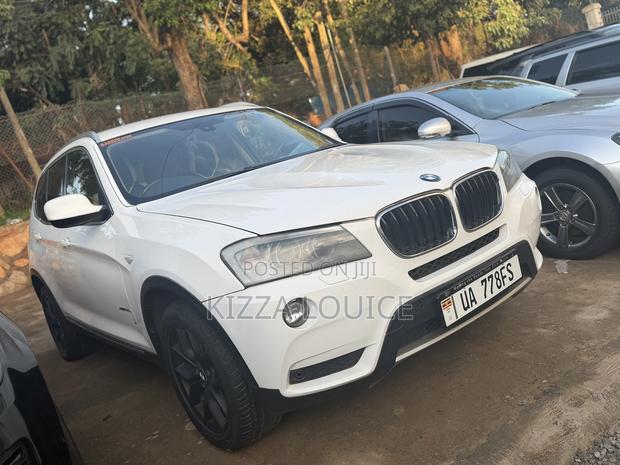 BMW X3 xDrive28i 4dr SUV AWD (2.0L 4cyl Turbo 8A) 2014 White