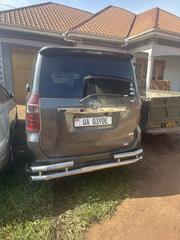 Toyota Noah 2.0 158hp FWD (8 Seater) 2010 Gray for sale