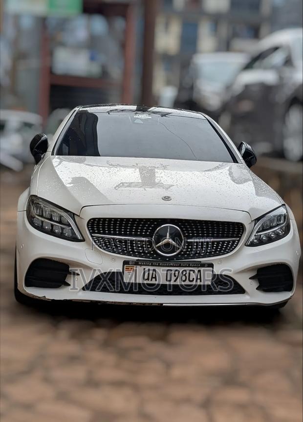 Mercedes-Benz C200 2017 White