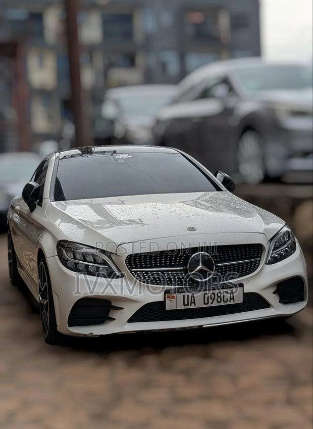 Mercedes-Benz C200 2017 White
