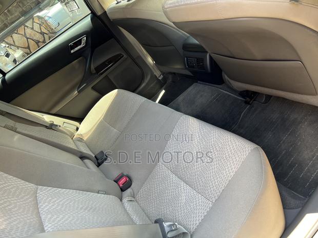 Toyota Mark X 2.5 AWD 2011 Black