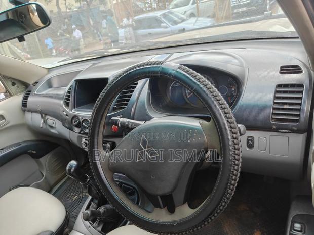 Mitsubishi L200 2007 Silver