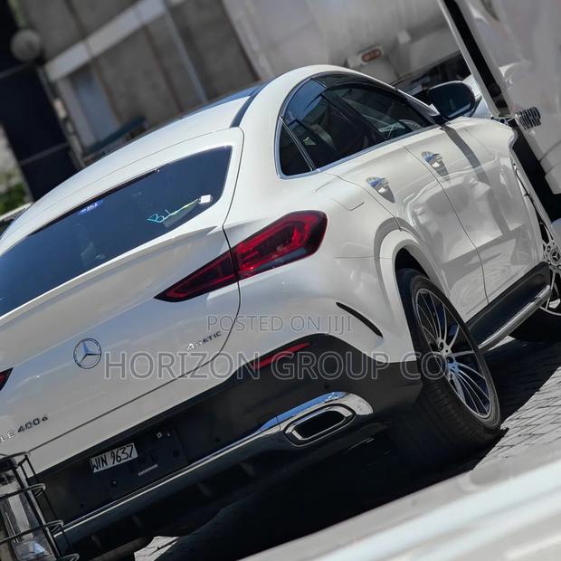 Mercedes-Benz GLE-Class GLE 400d 4MATIC 2020 White