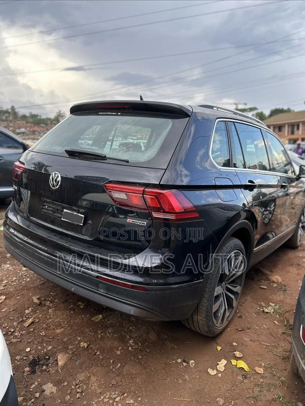 Volkswagen Tiguan 2.0T S AWD 4MOTION 2018 Black