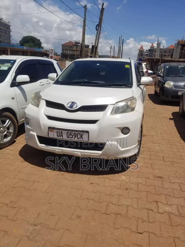 Toyota IST 2009 White