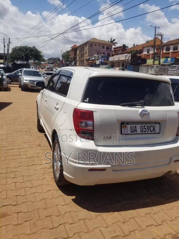 Toyota IST 2009 White