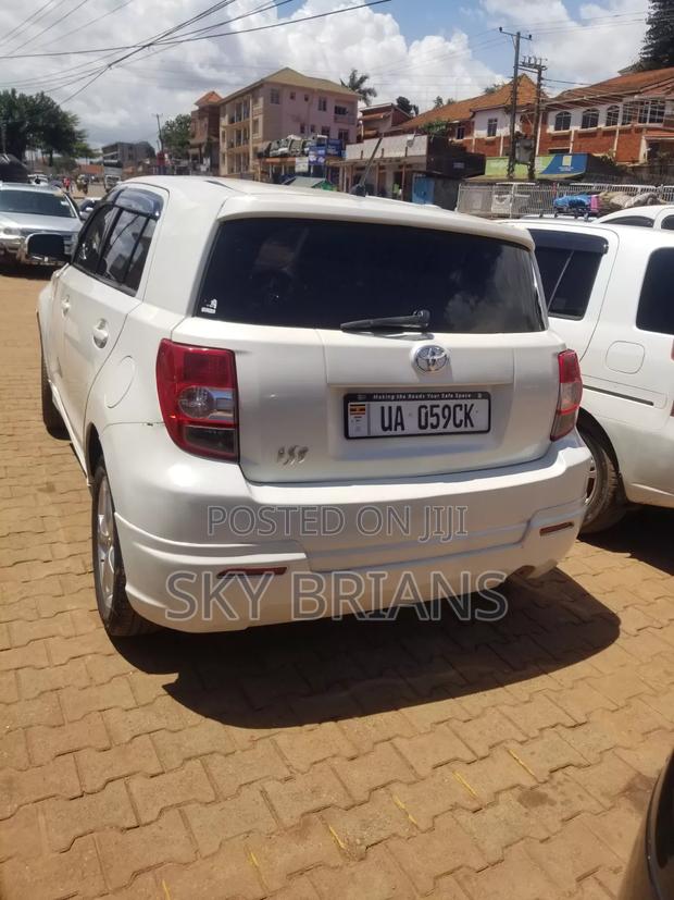 Toyota IST 2009 White