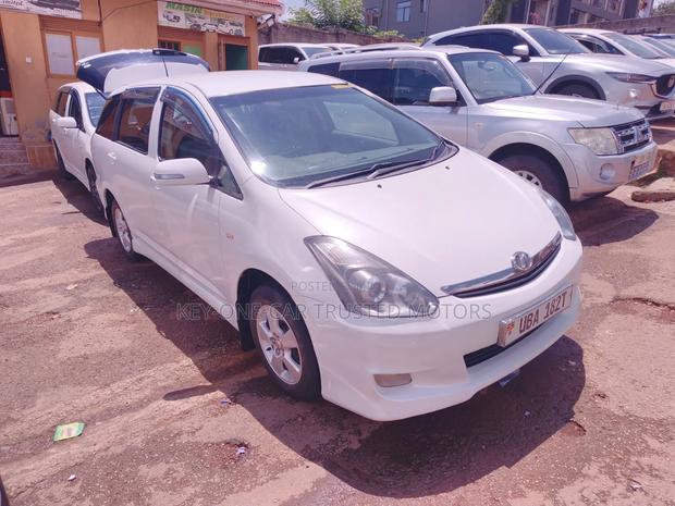 Toyota Wish 2007 White