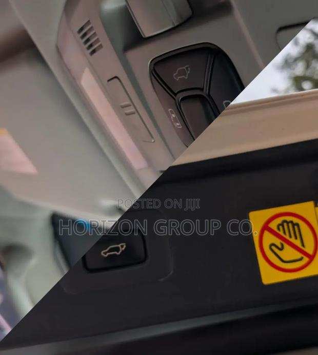 Toyota Alphard 2011 White