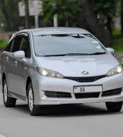 Toyota Wish 2011 White for sale