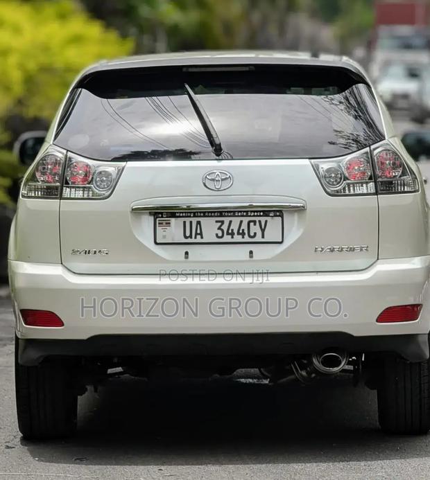 Toyota Harrier 2011 White