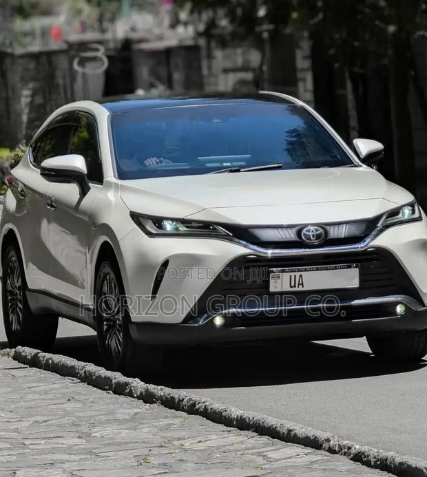 Toyota Harrier 2020 White
