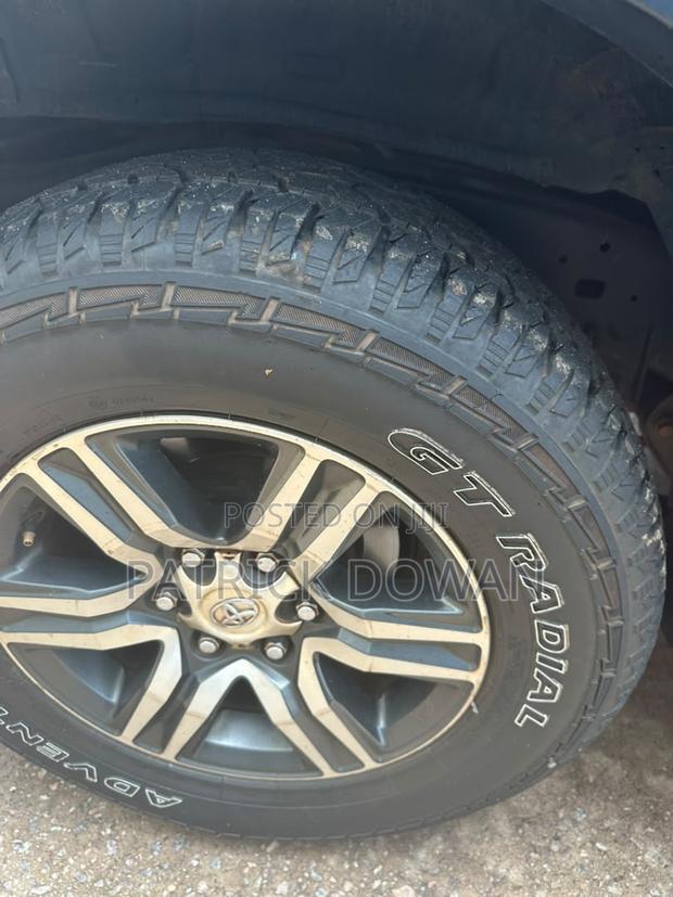 Toyota Fortuner 2016 Black