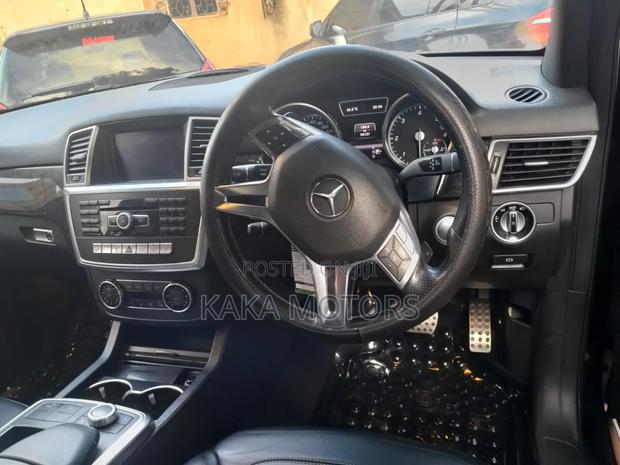 Mercedes-Benz E350 2012 Black