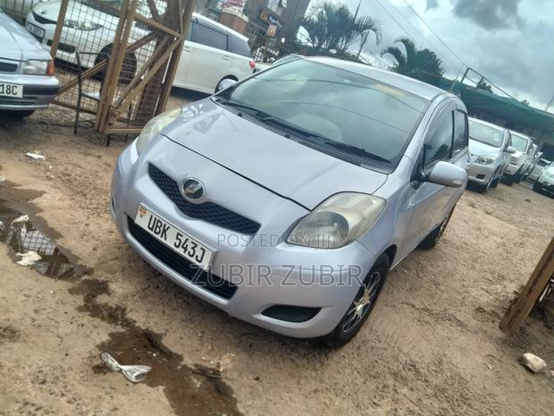 Toyota Vitz 2007 Silver