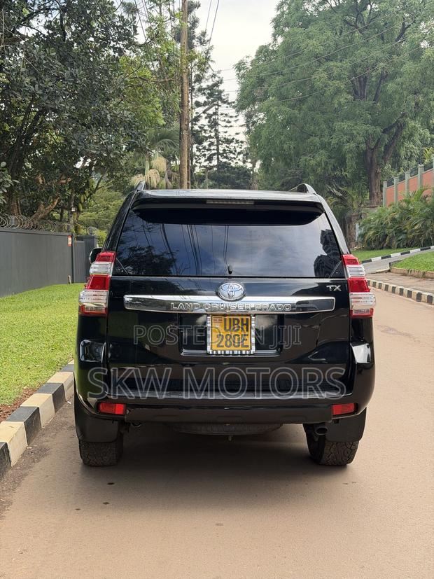 Toyota Land Cruiser Prado 2015 Black