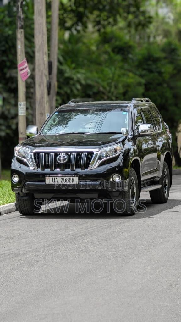 Toyota Land Cruiser Prado 2016 Black