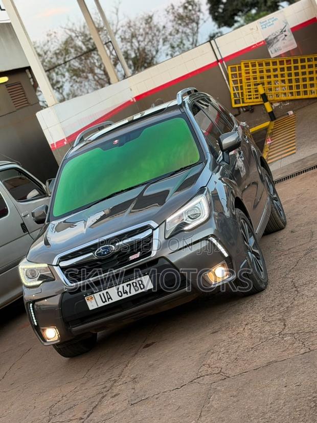 Subaru Forester 2016 Gray