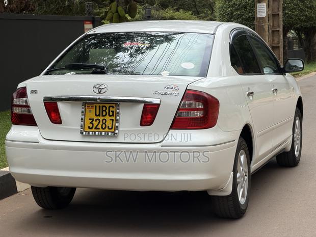 Toyota Premio 2006 White
