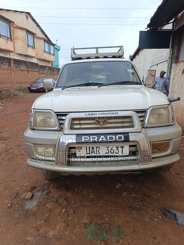 Toyota Land Cruiser Prado 2.7 16V 5dr 2000 White