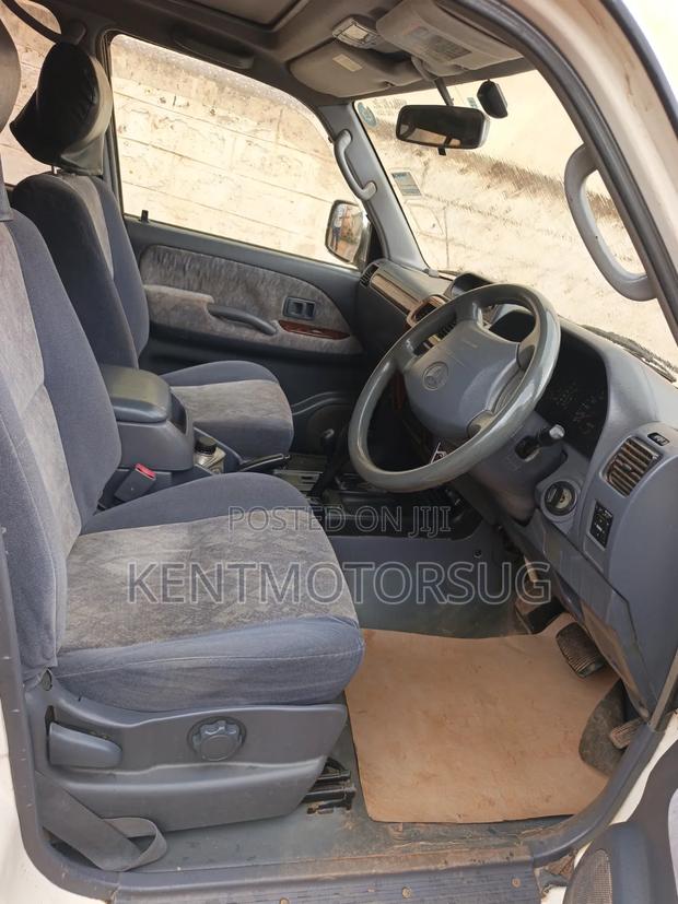 Toyota Land Cruiser Prado 2.7 16V 5dr 2000 White
