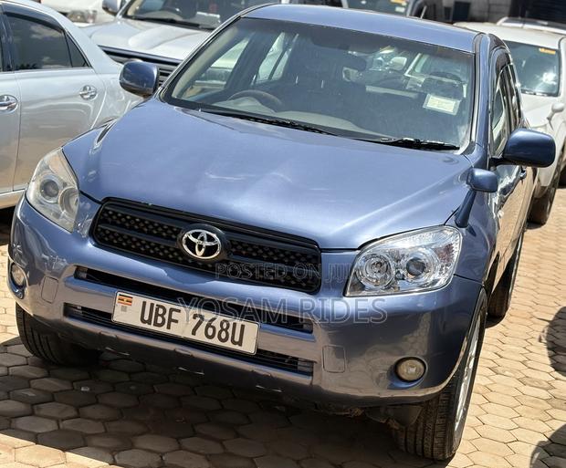 Toyota RAV4 2.4 2008 Blue