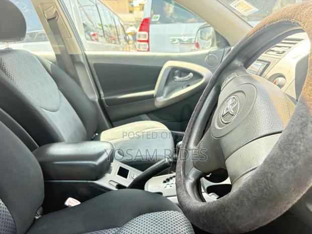 Toyota RAV4 2.4 2008 Blue
