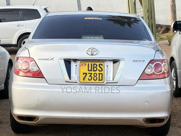 Toyota Mark X 2.5 RWD 2010 Silver