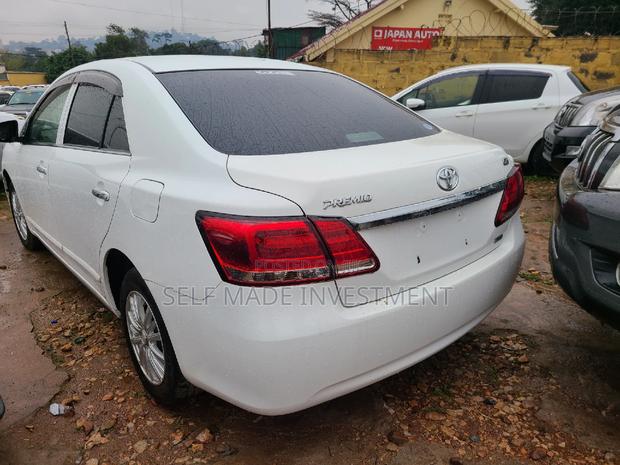 Toyota Premio 2016 White