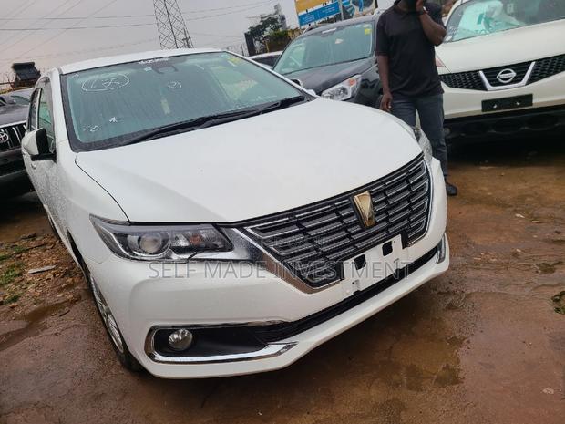 Toyota Premio 2016 White