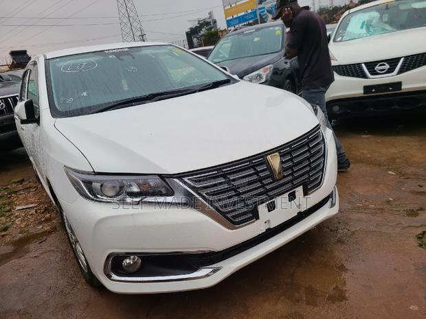 Toyota Premio 2016 White